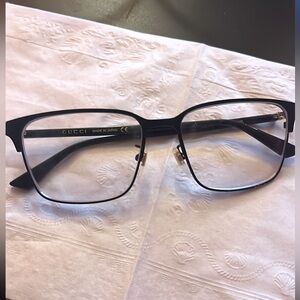 EUC Unisex GUCCI Perscription Glasses